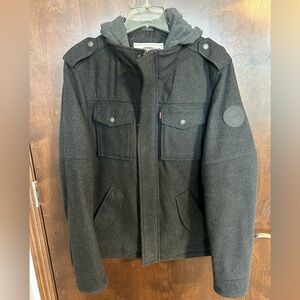 Men’s Levi coat.
